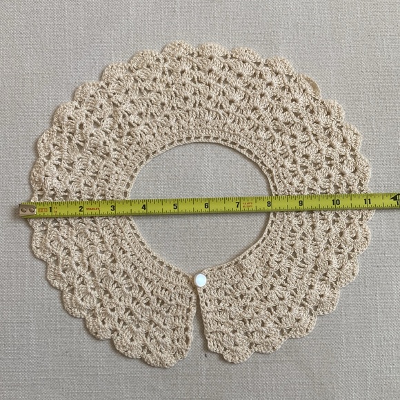 Handmade Crochet Lace Collar - Picture 10 of 15